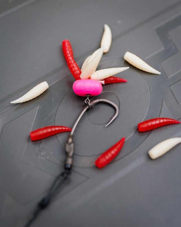 Fox Pop Up Maggots Red E White